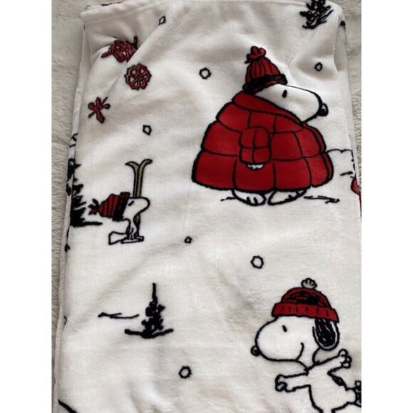 Peanuts Snoopy Woodstock Puffer Jacket Puffy Coat Soft Throw Blanket 50 X 70” - Picture 15 of 16